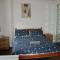 Cosy room with 3 bed spaces in a friendly bungalow - Bletchley