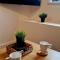 SuperValue Suite 10 - Fast WiFi, Hotel Linen, Keyless Entry, City only 10 Mins - BY PROPERTY PROMISE