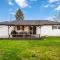 Cozy Retreat, Pet-friendly Haven
