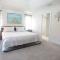 Waterfront Retreat, Heated Pool, Fishing