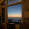 Oceanfront Cabin 4 with Jacuzzi & Stunning Views