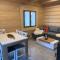 Mountain View Chalet with HotTub and Sauna - Czerwienne