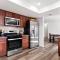 Rancho Vino- two master bedrooms