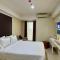 KUMU Warhol Residence Simpang Lima Semarang