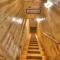 Luxury Cabin Sleeps 8 with creekside fire pit near Helen GA