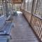 Luxury Cabin Sleeps 8 with creekside fire pit near Helen GA