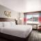 Ramada by Wyndham Richland Center