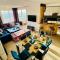 Ocean Gem - Exclusive Luxury, Balcony Pool, Beach, Surf & Views