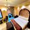 Queens Suite Hotel