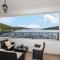 3 Bedroom Cozy Apartment In Marina