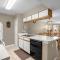 Ground Level Condo with Garden Patio - 基西米