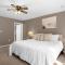 Ground Level Condo with Garden Patio - 基西米