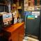 The Pub - Unique & Authentic Experience - Free Parking!, 5 minutes from Airbus and The Mall Cribbs - Bristol