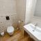Spacious apartment close to Valea Trandafirelor park