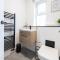 Spacious Modern 2BR - Parking - Workspace Area, Ideal for Contractors & Long Stays - NordStay