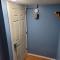 Cosy Basement Apartment on the East side.