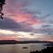 Lake Eildon Retreat - Breathtaking Views - Sleeps 12