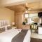 Fish Eagle Manor