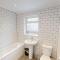 Central Stunning 3-Bed House - Free Parking
