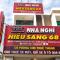 Khách sạn khu Bến tàu Hiếu Sang 68 Hostel & Villas Seaview near Rạch Giá Harbor - Rach Gia