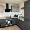 Superb New Build City Centre Flat and Gym