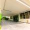 Front One Hotel Purwodadi