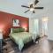 Your Modern 2B Getaway - W/D, Pool, Prkg - 10min to DTWN - Austin