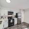 Your Modern 2B Getaway - W/D, Pool, Prkg - 10min to DTWN