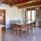 Nice Home In Arezzo With Kitchen