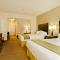 Holiday Inn Express Hotel & Suites Shamrock North, an IHG Hotel