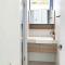 Beach luxury retreat- 2 bedroom, 2 bathroom, shops, pet friendly, parking