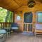 Serene 1BR Cabin near NC Z00 with Loft & Waterview - 阿什伯勒