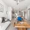 Cozysuites PHX RORO Gym, Pool, Pets, Parking! #10
