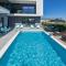 Pool Villa Vistamar