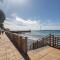 Lightbooking Apartamento con terraza en playa de Arinaga