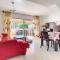 Villa Service - Illes Filipines
