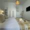 Harbour lights by Smaris Collection