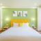 Bloom Hotel - Medicity Gurugram, Near Medanta Hospital