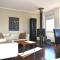 City-Dach-Apartment mit Loggia - Balkon - Kamin