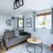Englefield Green - Modern 2 bedroom Apartment