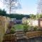 Bracknell - 2 Bedroom Home With Parking & Garden - Easthampstead