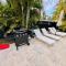 Poolside Paradise 4BR w POOL and Mini Playground - Hollywood