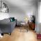 Wokingham - Two Bedroom House with parking