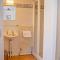 4 Bed in Shanklin IC068