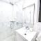 62-2B Renovated 1BR in Prime Upper East Side