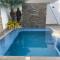 Casa con piscina súper bonita ! - Salinas