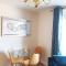 Pulteney Road Apartment
