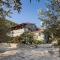 Elegance Villa: Classy Paradise w/ a private beach