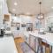 Cozy Carlton Landing Home - Pools and Lake Access - Canadian