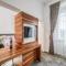 Starlight Luxury Suites